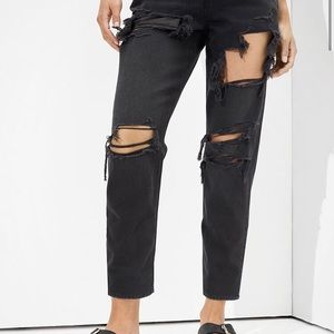 High waist distressed mom jeans